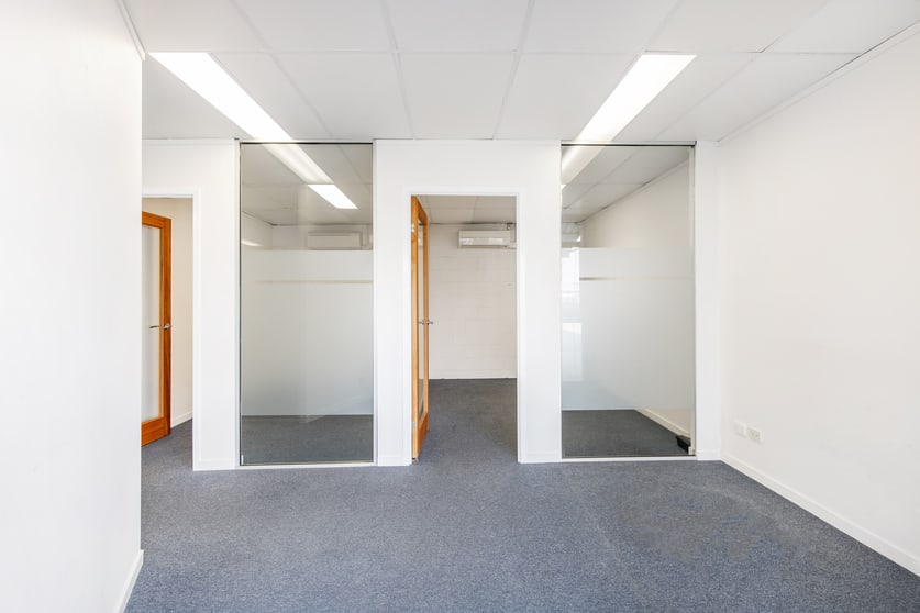 Click to view all images 4/16 Lowry Street North Ipswich QLD 4305 - Image 3