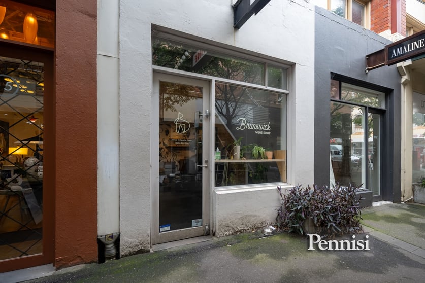 Click to view all images 16/4 Sparta Place Brunswick VIC 3056 - Image 2