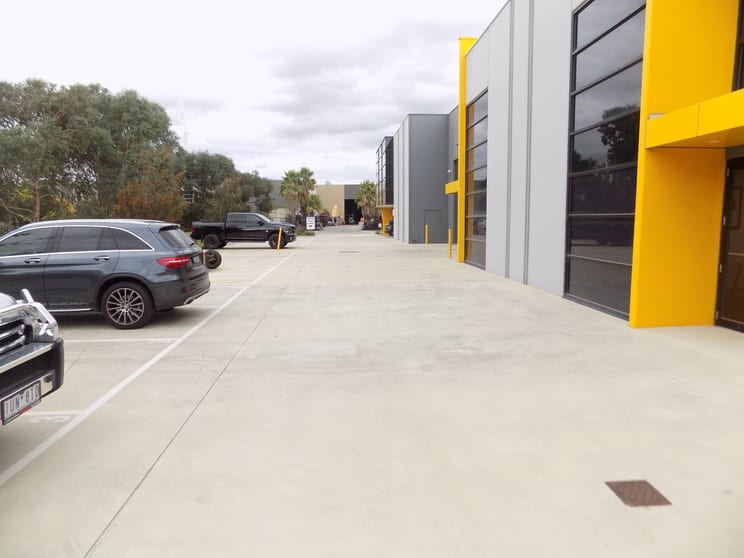 Click to view all images 3/13B Elite Way Carrum Downs VIC 3201 - Image 3