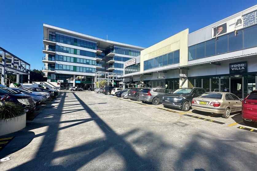 Click to view all images F130/24-32 LEXINGTON DRIVE Bella Vista NSW 2153 - Image 2
