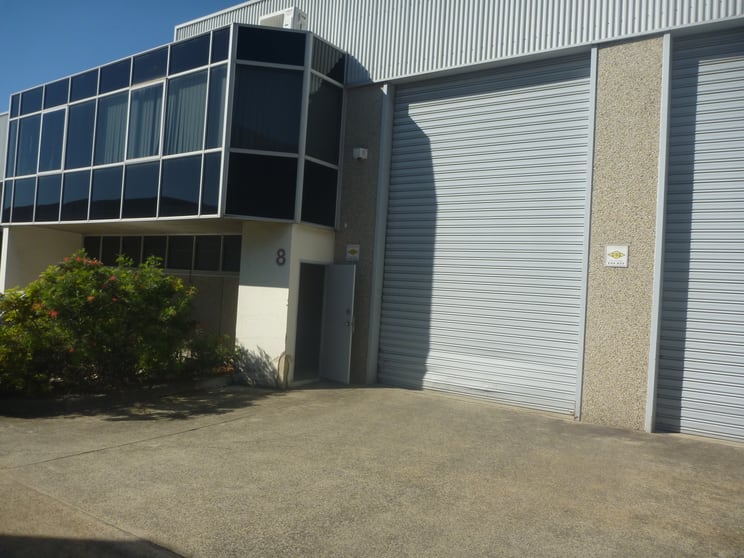 Click to view all images 8/10 Yalgar Road Kirrawee NSW 2232 - Image 1