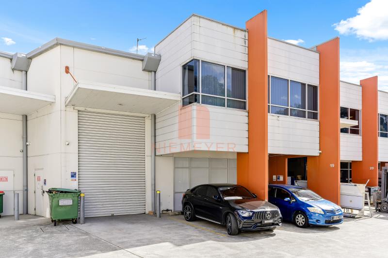 Click to view all images Unit 19/55-61 Pine Road Yennora NSW 2161 - Image 2