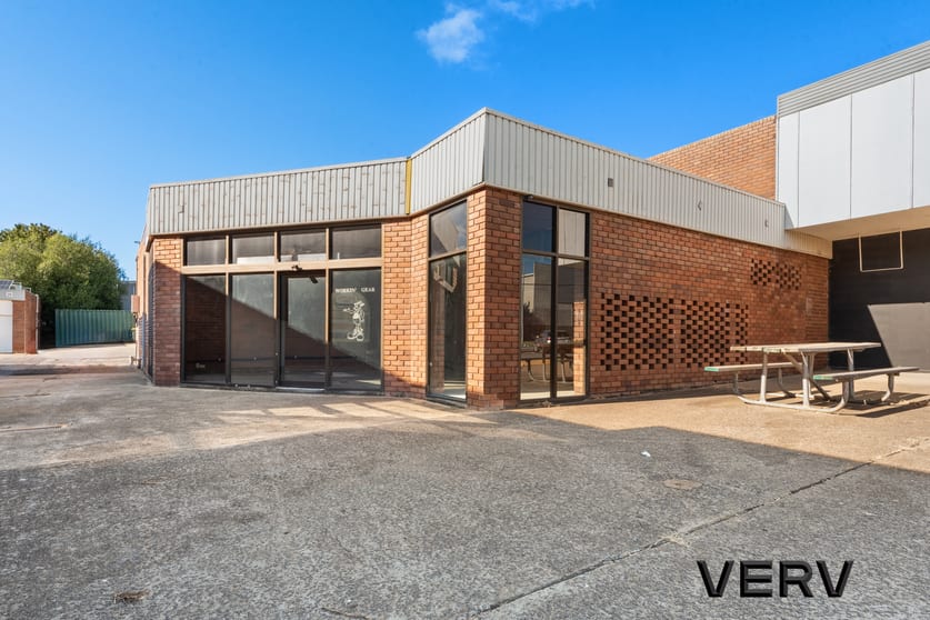 Click to view all images 13/8 Gladstone Street Fyshwick ACT 2609 - Image 1