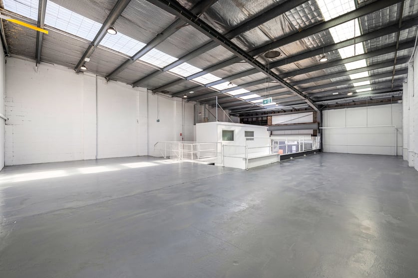 Click to view all images 4/77-79 Bassett Street Mona Vale NSW 2103 - Image 2