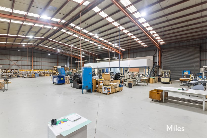 Click to view all images 59 Sheehan Road Heidelberg West VIC 3081 - Image 3