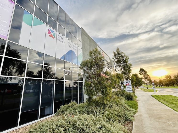 Click to view all images 111/2 Graystone Court Epping VIC 3076 - Image 1