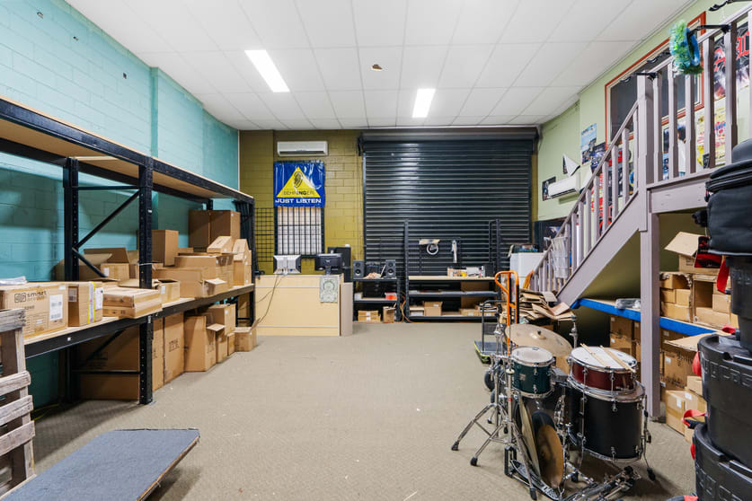 Click to view all images 55 Malvern Street Bayswater VIC 3153 - Image 3