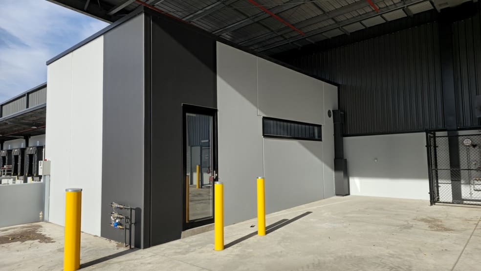 Click to view all images 141 Link Road Melbourne Airport VIC 3045 - Image 2