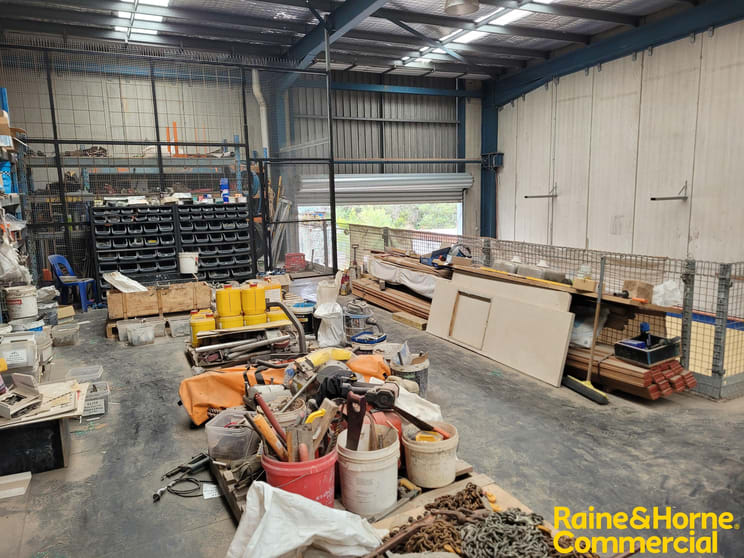 Unit 2 + Yard/3 Grange Road Leumeah NSW 2560 - Image 3