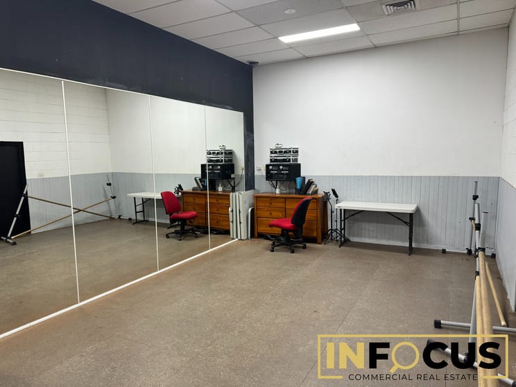 Click to view all images Penrith NSW 2750 - Image 3