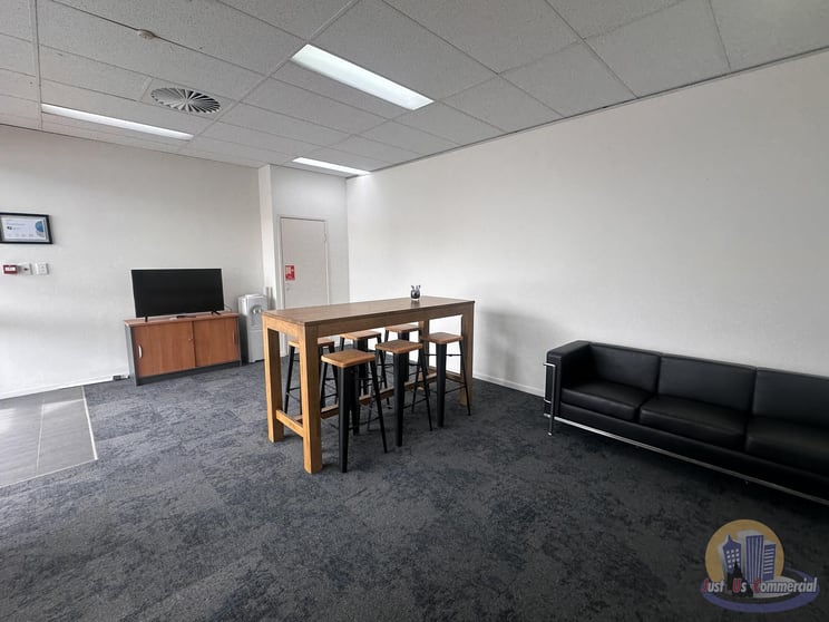 Click to view all images 16-20 Barolin Street Bundaberg Central QLD 4670 - Image 3