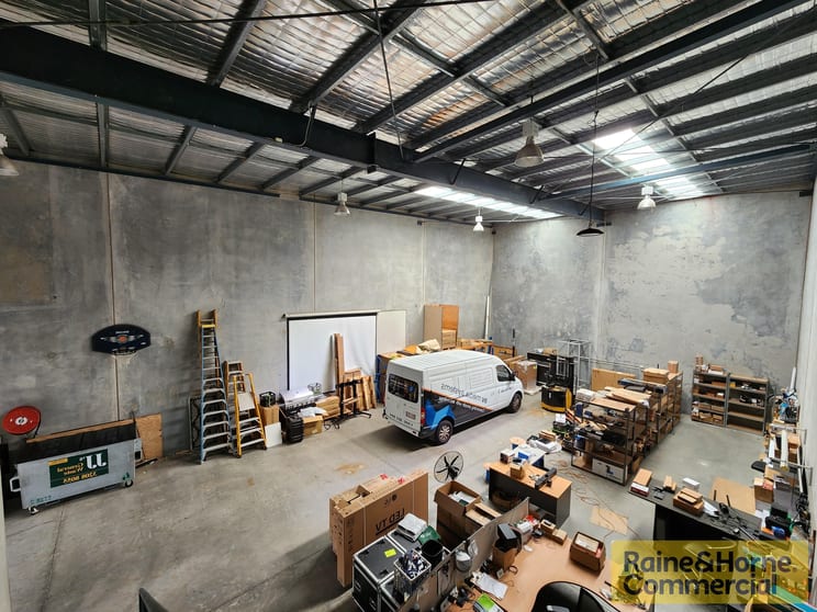 Click to view all images 4/1 Byth Street Stafford QLD 4053 - Image 3