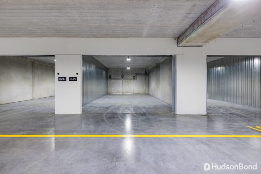 Click to view all images B220/20 Albert Street Preston VIC 3072 - Image 1