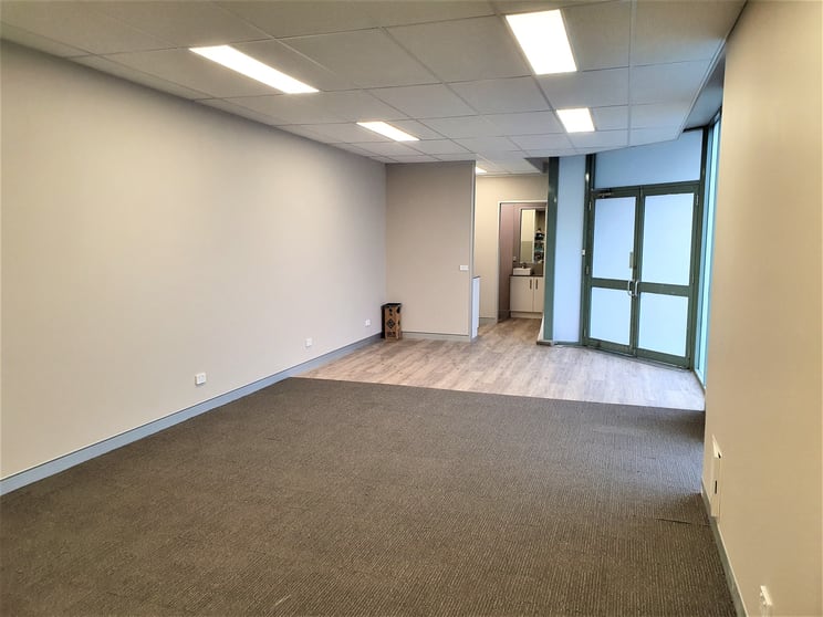 Click to view all images 4/13 Kemble Court Mitchell ACT 2911 - Image 3