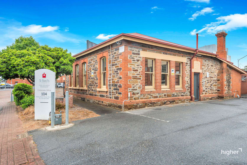 Click to view all images 104a Henley Beach Road Mile End SA 5031 - Image 1