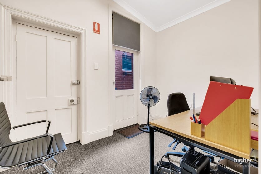 Click to view all images 104a Henley Beach Road Mile End SA 5031 - Image 3