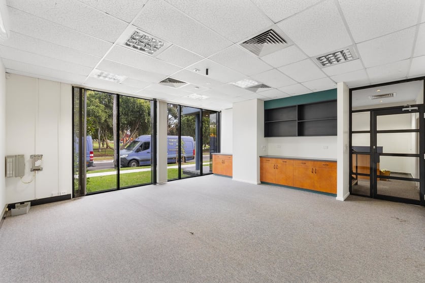 Click to view all images 42 Advantage Road Highett VIC 3190 - Image 3