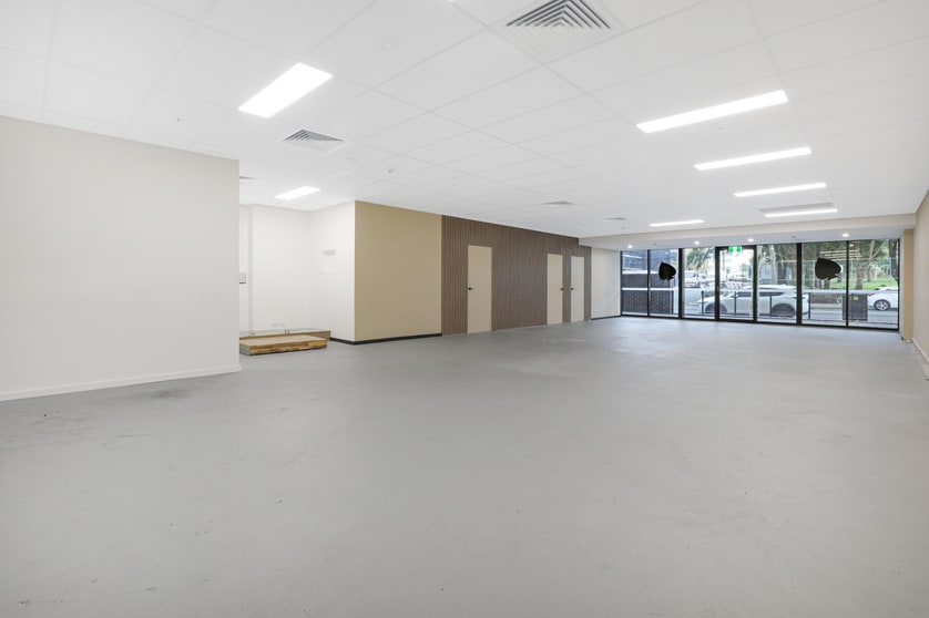 Click to view all images 2/35 Crown Street Wollongong NSW 2500 - Image 3