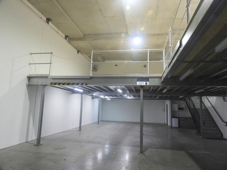 Click to view all images Unit 9/11 Jullian Close Banksmeadow NSW 2019 - Image 3