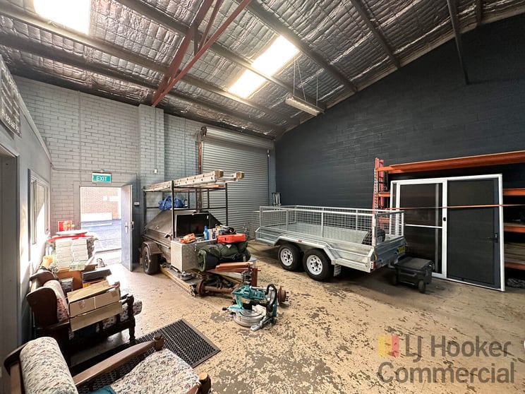 Click to view all images 3/5 Mildon Road Tuggerah NSW 2259 - Image 2