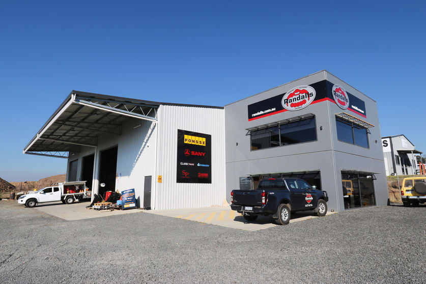 Click to view all images Warehouse 2/2 Gatty Street Western Junction TAS 7212 - Image 2