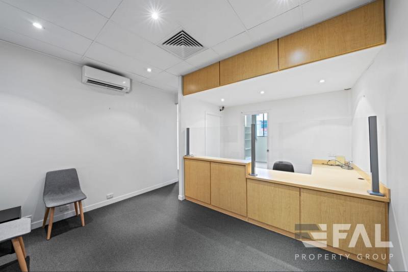 Click to view all images Suite 15/198 Moggill Road Taringa QLD 4068 - Image 1