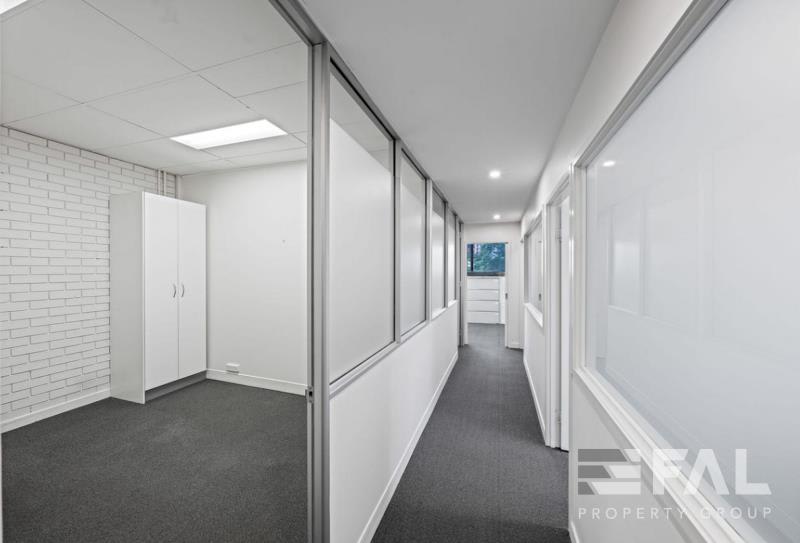 Click to view all images Suite 15/198 Moggill Road Taringa QLD 4068 - Image 2
