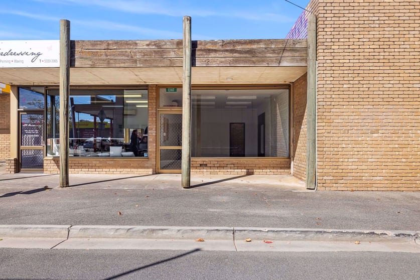 Click to view all images 1225D Howitt Street Wendouree VIC 3355 - Image 1