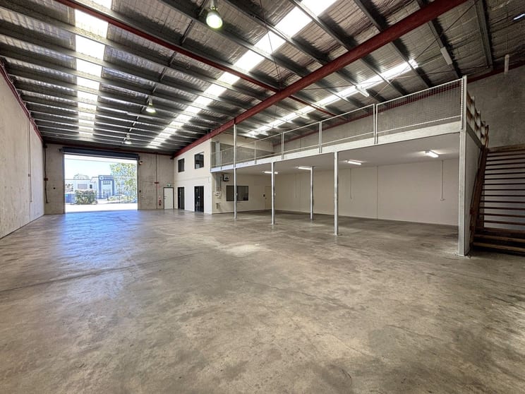 Click to view all images 1/8 Dual Avenue Warana QLD 4575 - Image 2
