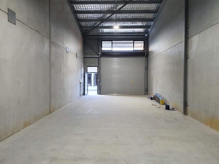 Click to view all images 403/882 Pacific Highway Lisarow NSW 2250 - Image 3