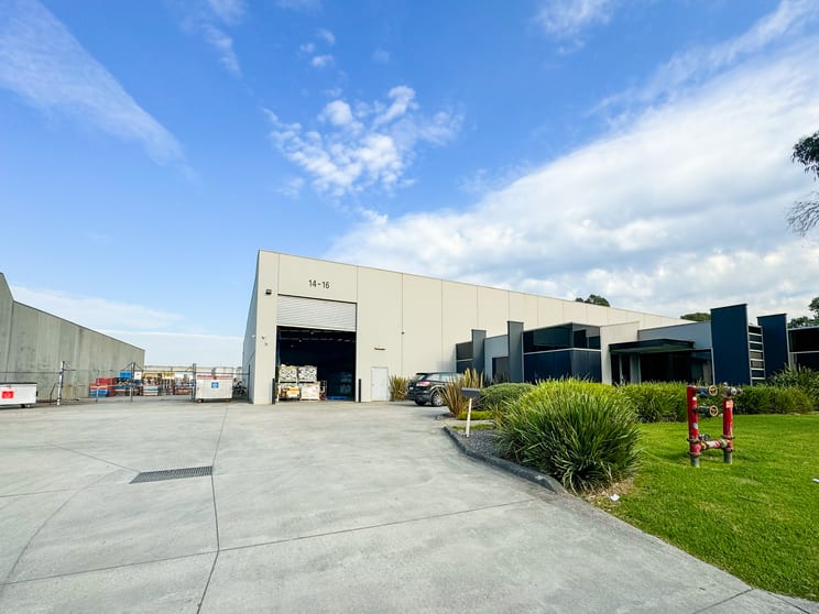 Click to view all images Whole Site/14-16 Ventura Place Dandenong VIC 3175 - Image 3