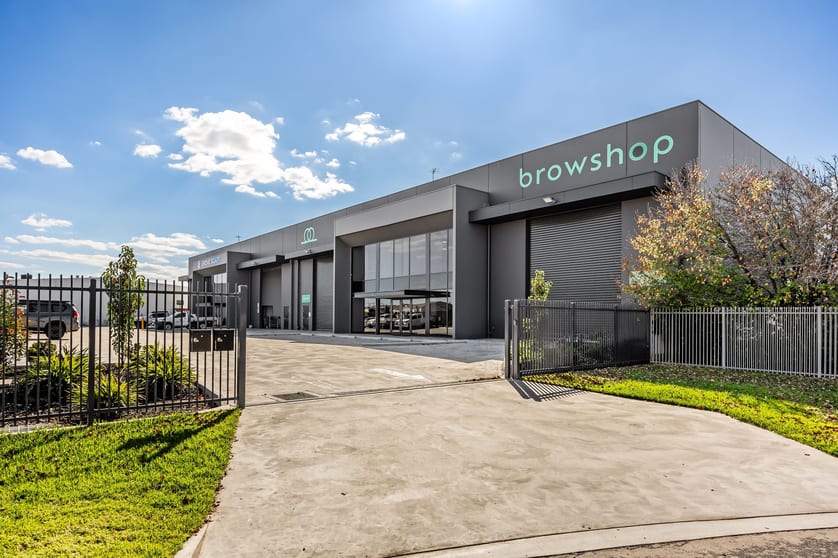 Click to view all images Unit 2/6 Nucera Court Green Fields SA 5107 - Image 1