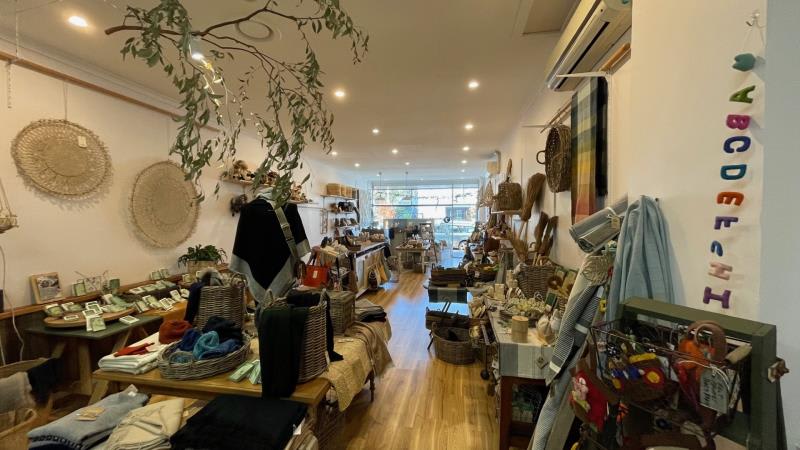 Click to view all images 33 The Mall Croydon South VIC 3136 - Image 2