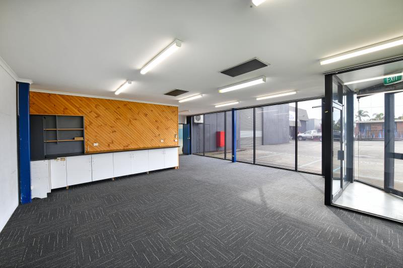 Click to view all images 26-28 Downard Street Braeside VIC 3195 - Image 3