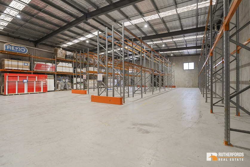 Click to view all images 73 Merola Way Campbellfield VIC 3061 - Image 2