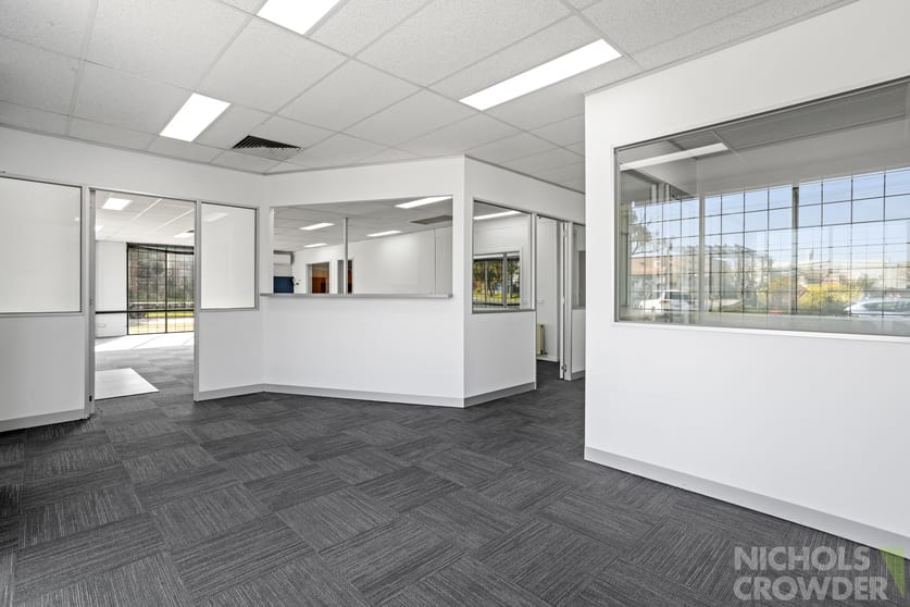 Click to view all images 14 Titan Drive Carrum Downs VIC 3201 - Image 3