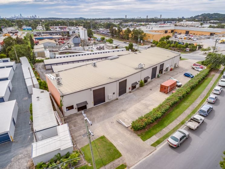 Click to view all images 1/1 Bee Court Burleigh Heads QLD 4220 - Image 1