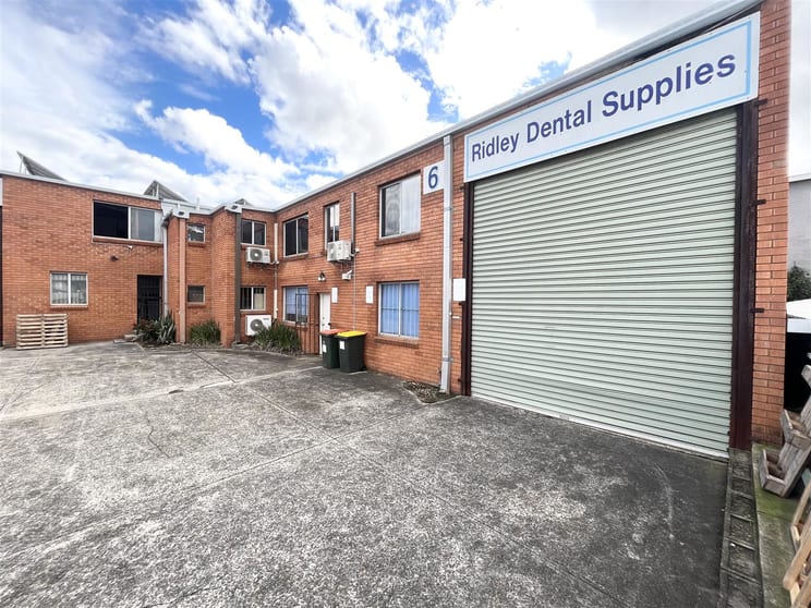 Click to view all images Unit 6/52-54 Stanley Street Peakhurst NSW 2210 - Image 1