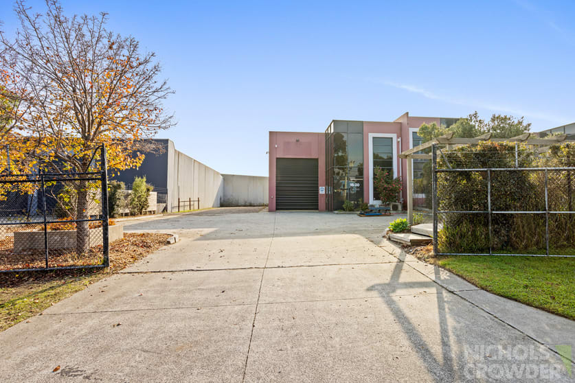 1/18-20 Lieber Grove Carrum Downs VIC 3201 - Image 1
