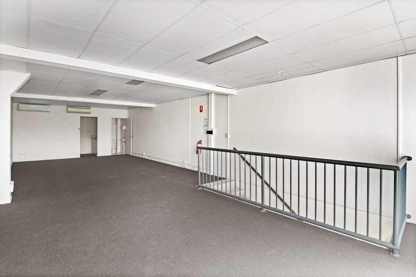 Click to view all images 201/23 Township Drive Burleigh Heads QLD 4220 - Image 2