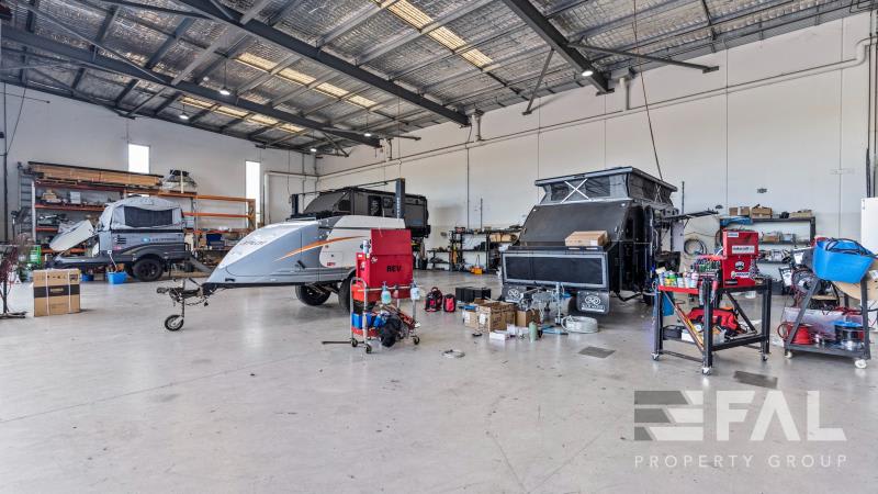Click to view all images Unit/9 Indy Court Carrara QLD 4211 - Image 3