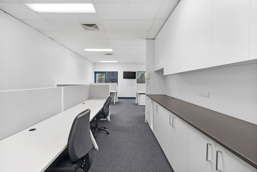 Click to view all images Unit 4 45 Huntley Street Alexandria NSW 2015 - Image 3