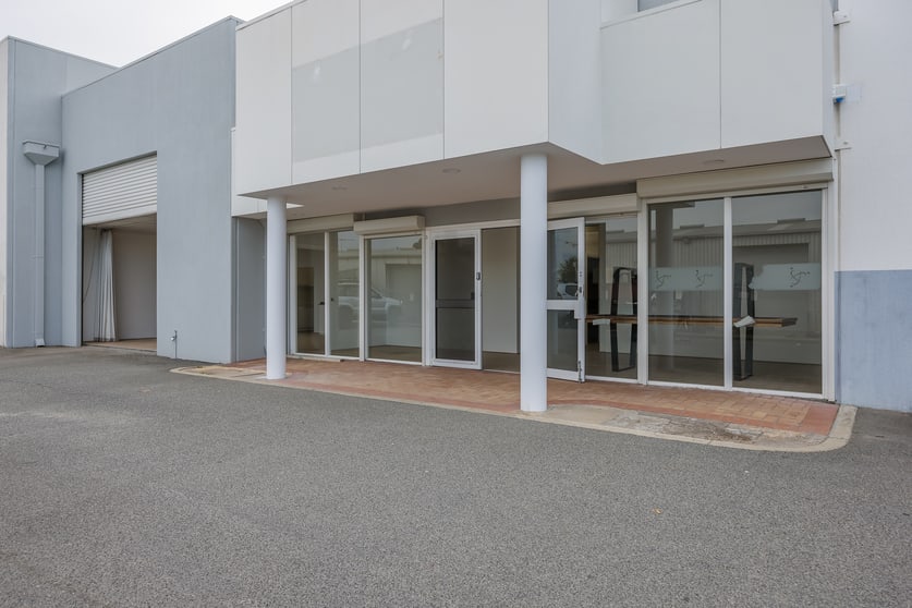 Click to view all images 3/631 Wanneroo Road Wanneroo WA 6065 - Image 2