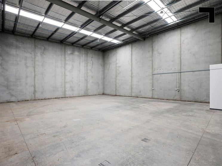 2/5 Kelletts Road Rowville VIC 3178 - Image 2