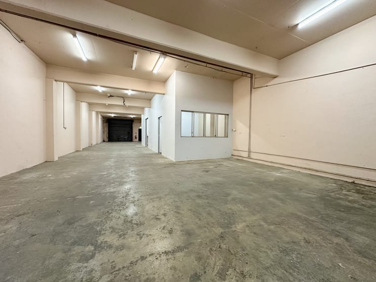 Click to view all images 98 Wyndham Street Alexandria NSW 2015 - Image 3