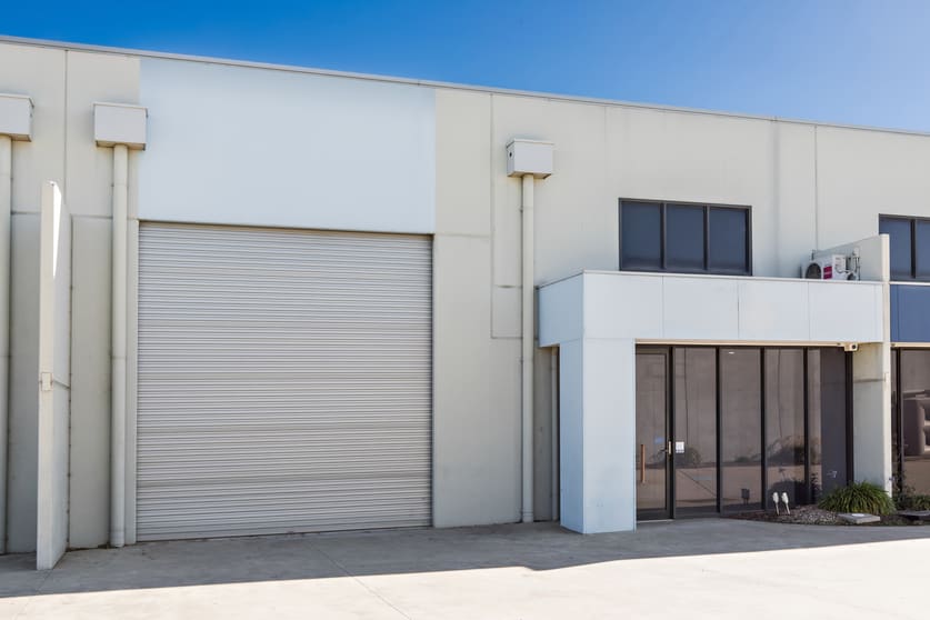 Click to view all images 2/22 Selkirk Drive Wendouree VIC 3355 - Image 1