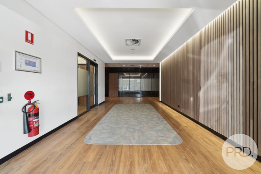 Click to view all images 2C/77 Gurwood Street Wagga Wagga NSW 2650 - Image 3