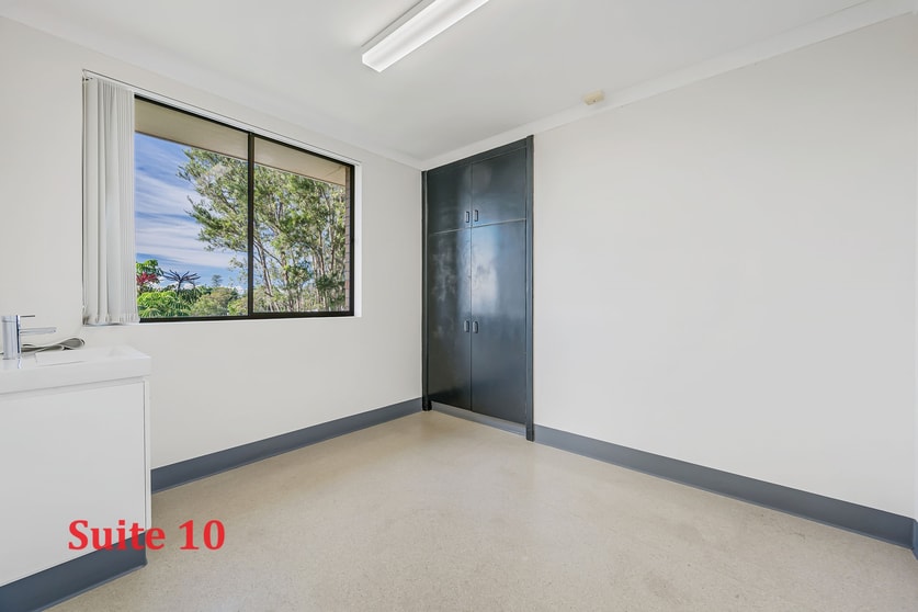 Click to view all images Suites/38 Clifton Drive Port Macquarie NSW 2444 - Image 3