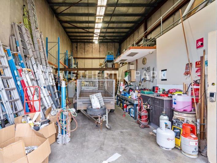 Click to view all images Wetherill Park NSW 2164 - Image 2