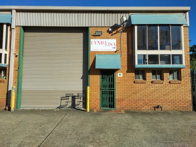 Click to view all images Unit 11/2 Barry Road Chipping Norton NSW 2170 - Image 2
